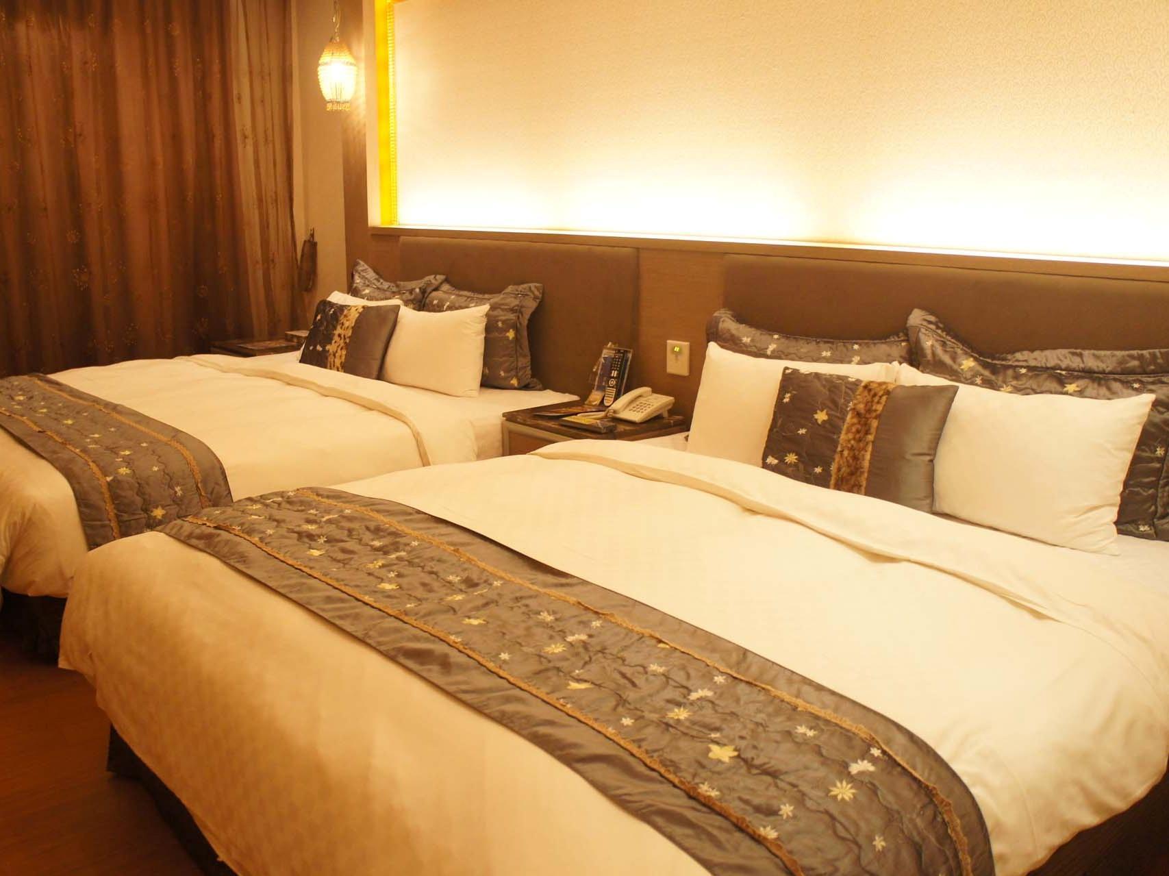 R7 Hotel Kaohsiung Exterior photo